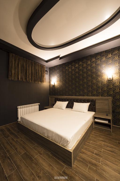 Voyage Hotel Jerevan Pokoj fotografie